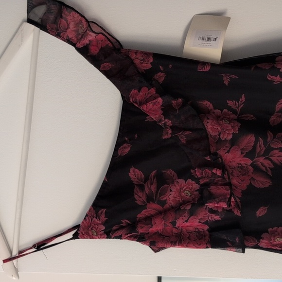 Floral Black and Red Women's Dress - Picture 9 of 10